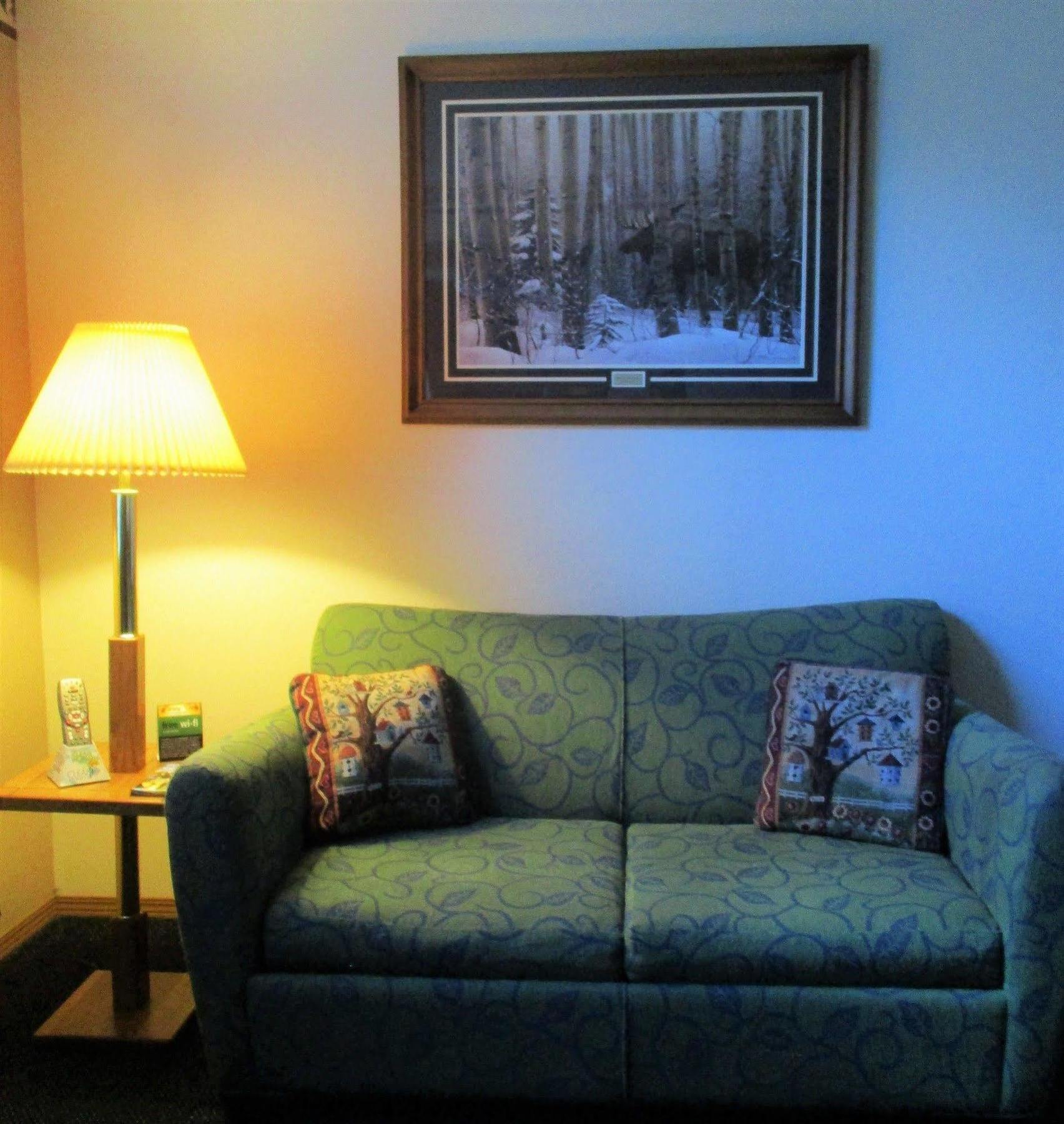 Turning Leaf Townhome Suites Fairwood Экстерьер фото